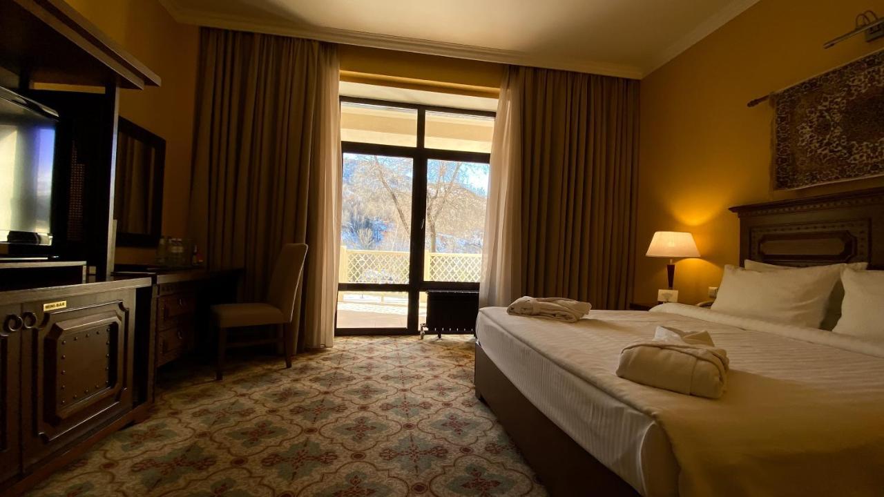 Samal Resort & Spa Almaty Luaran gambar