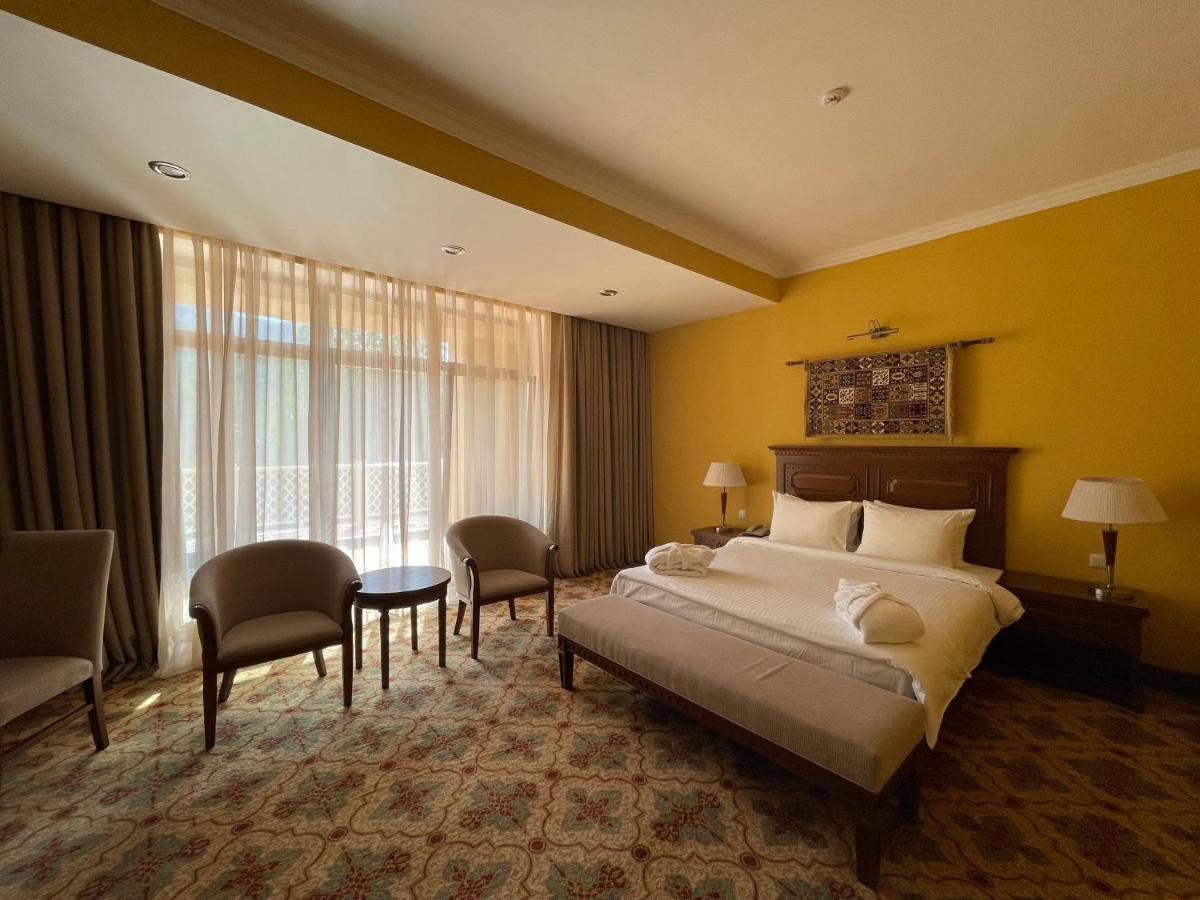 Samal Resort & Spa Almaty Luaran gambar